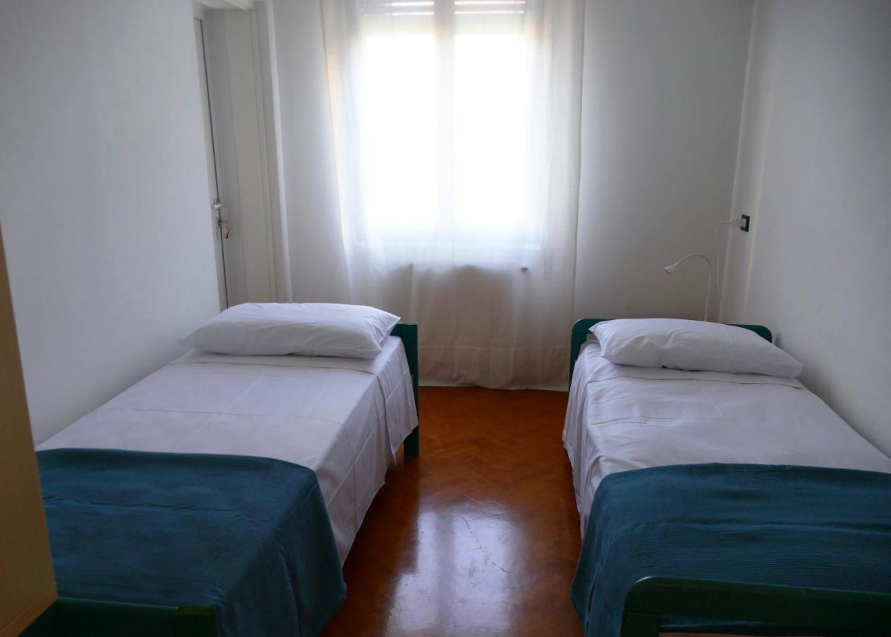 Casa Adele Caorle Apartment Bagian luar foto